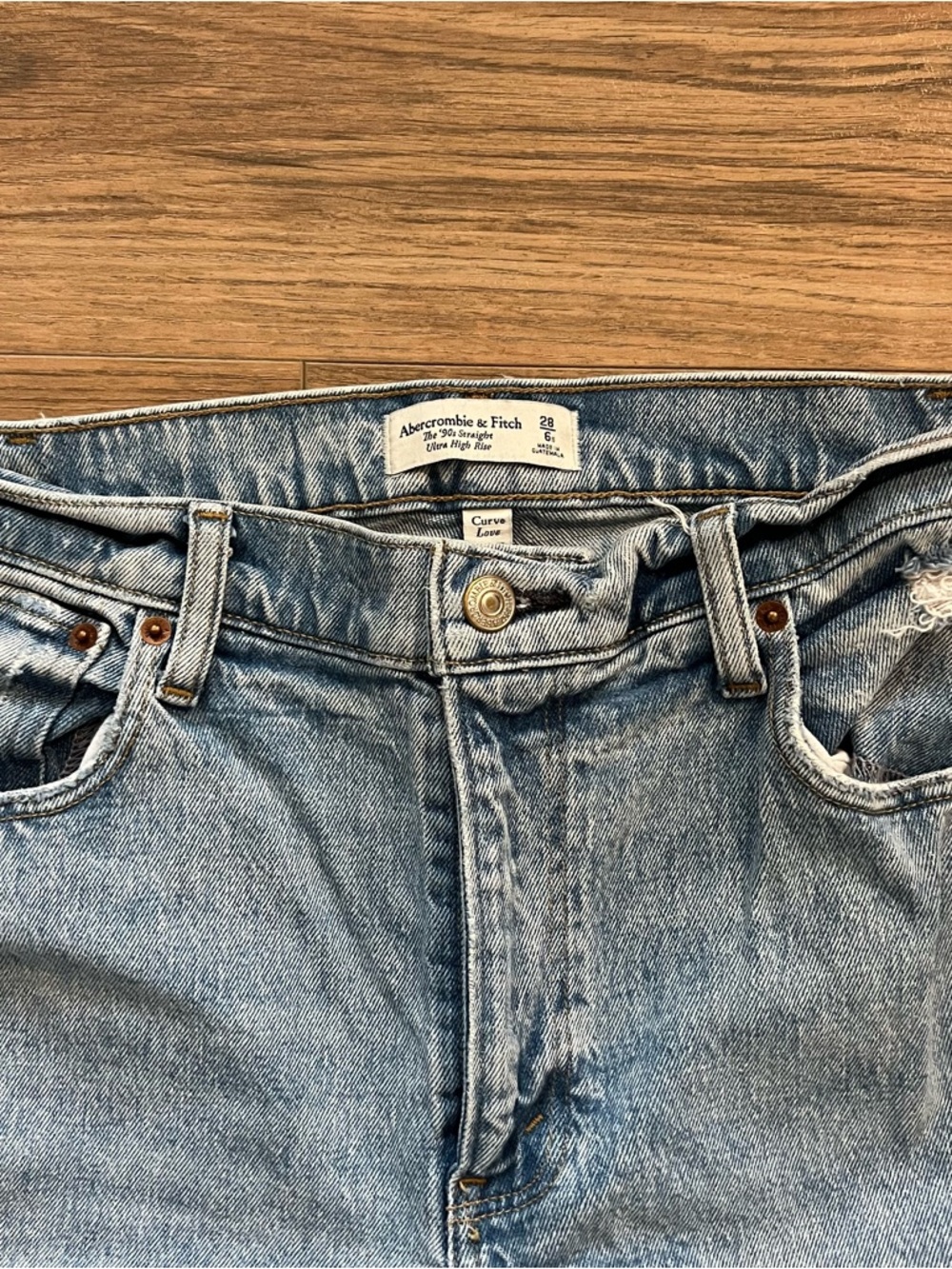 Abercrombie & Fitch 90s Straight Ultra High Rise Curve Love